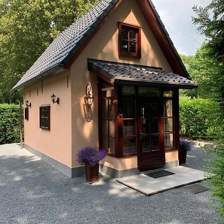 Romantisch Gastenverblijf 'Het Vogelhuisje' Люнтерен Экстерьер фото